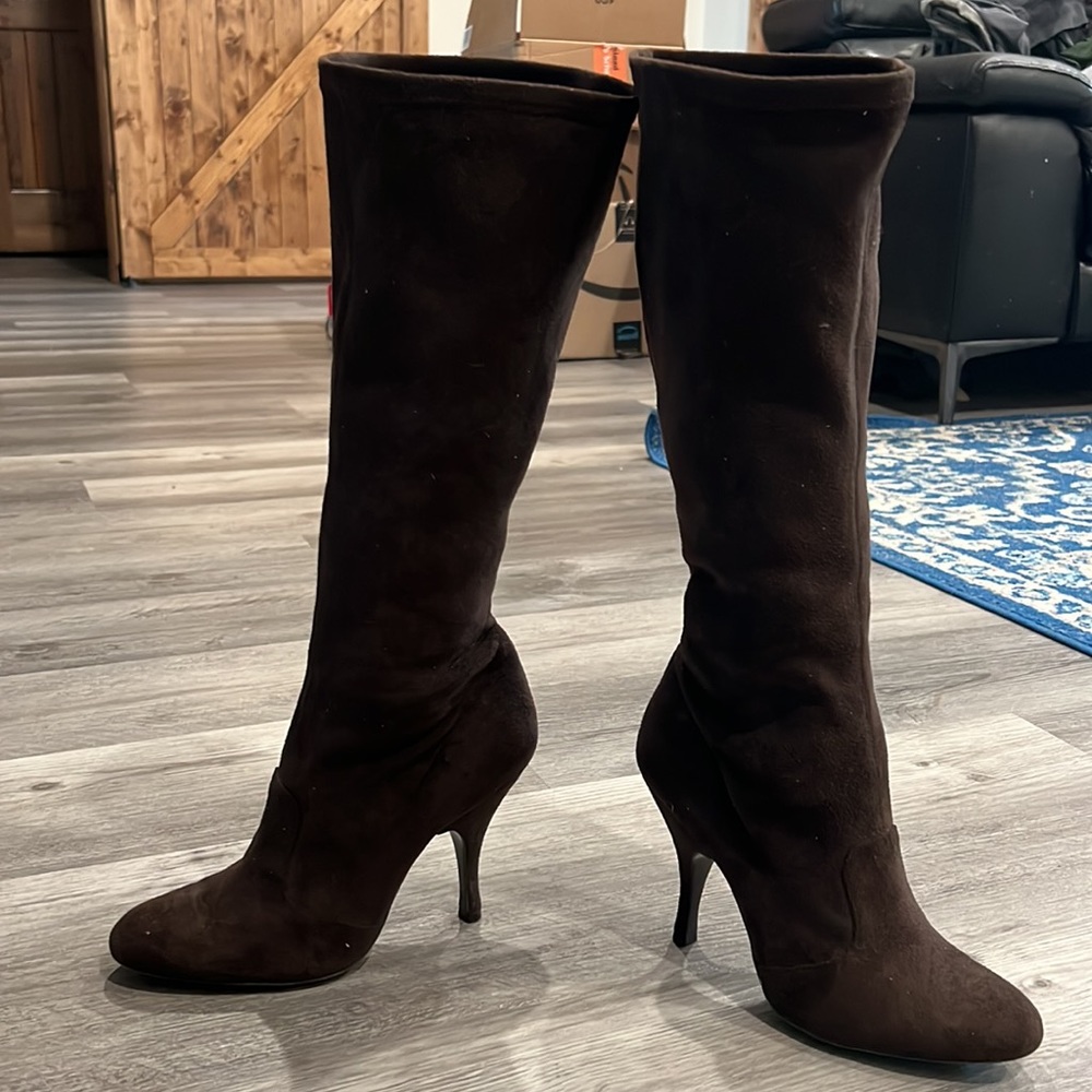 BCBGirls faux suede boots, EUC - Picture 4 of 9